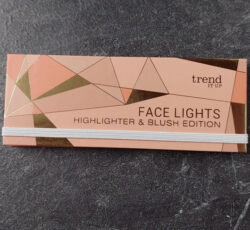 Produktbild zu trend IT UP Face Lights Highlighter & Blush Edition
