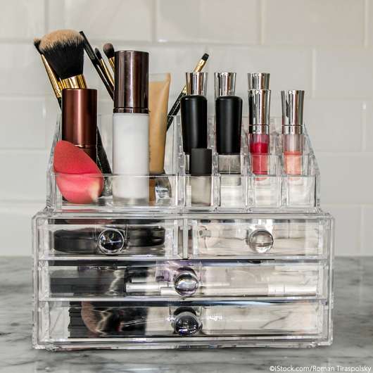 Mit diesen einfachen Schritten hältst du deine Make-up-Sammlung in Ordnung