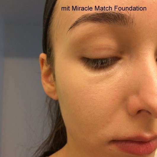 Max Factor Miracle Match Foundation, Farbe: 40 Light Ivory