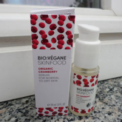 BIO:VÉGANE Bio Cranberry Serum